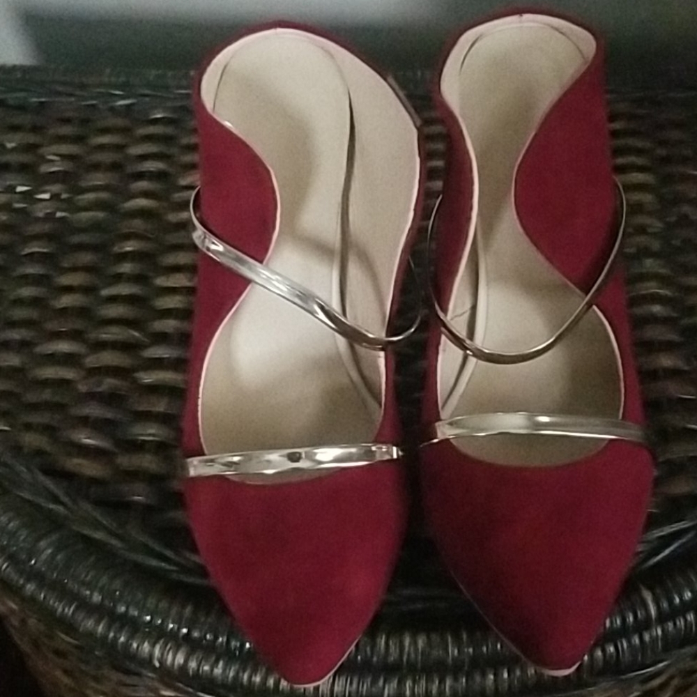 Brand new sling back heels